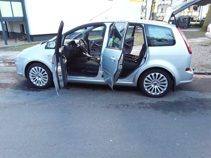 Gebraucht Ford C-MAX Titanium 145 PS (106 kW) 2010 Silber Van / Kleinbus