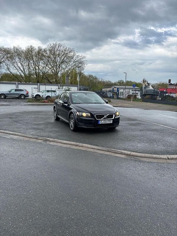 Schwarz Gebraucht 2009 Volvo C30 Kleinwagen | 1.800 € - Bild 1/4