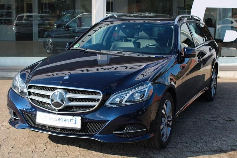 Second-hand Mercedes E250 Avantgarde 204 CP (150 kW) 2013 Albastru Break
