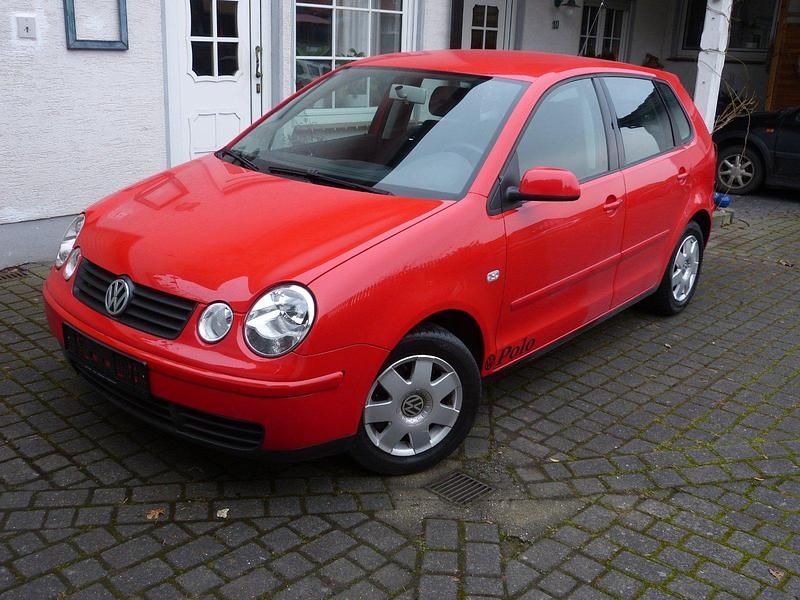 Rot Gebraucht 2002 VW Polo Limousine | 2.780 € (Etwas zu teuer) - Bild 1/4