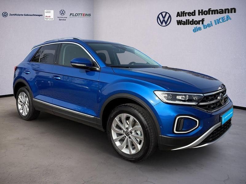 Gebraucht VW T-Roc Style 150 PS (110 kW) 2025 Blau SUV