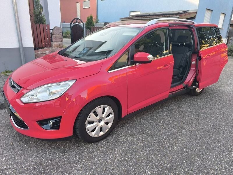 Rot Gebraucht 2013 Ford Grand C-Max Titanium Van / Kleinbus | 7.800 € (Fairer Preis) - Bild 1/4