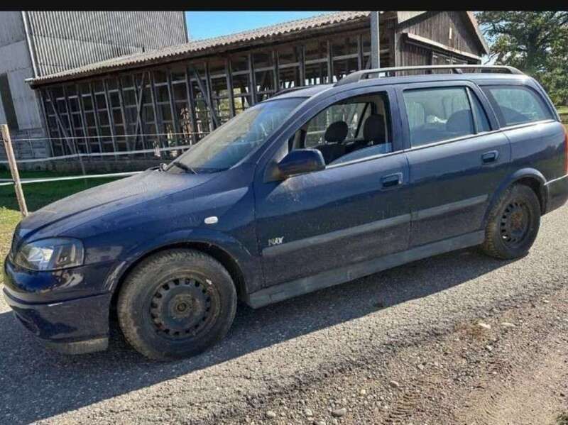 Blau Gebraucht 2004 Opel Astra Kombi | 399 € (Superpreis) - Bild 1/4