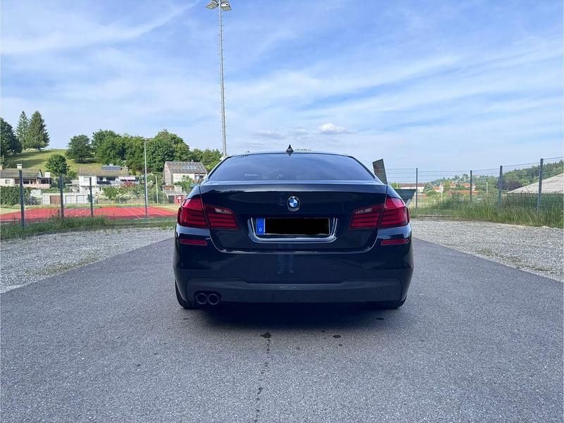 Gebraucht BMW 525 M Sport 218 PS (160 kW) 2012 Schwarz Limousine