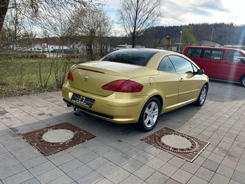 Gebraucht Peugeot 307 CC Basis 136 PS (100 kW) 2004 Gelb Cabrio