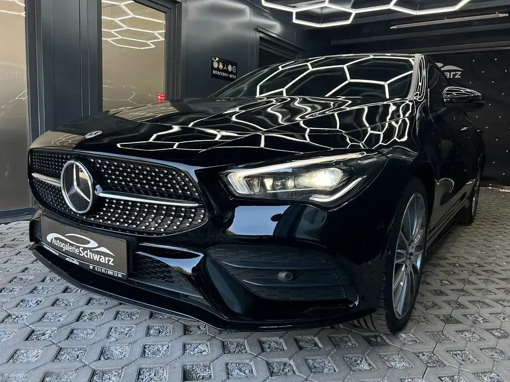 Gebraucht Mercedes CLA250e AMG 218 PS (160 kW) 2022 Amg nachtschwarz Coupé