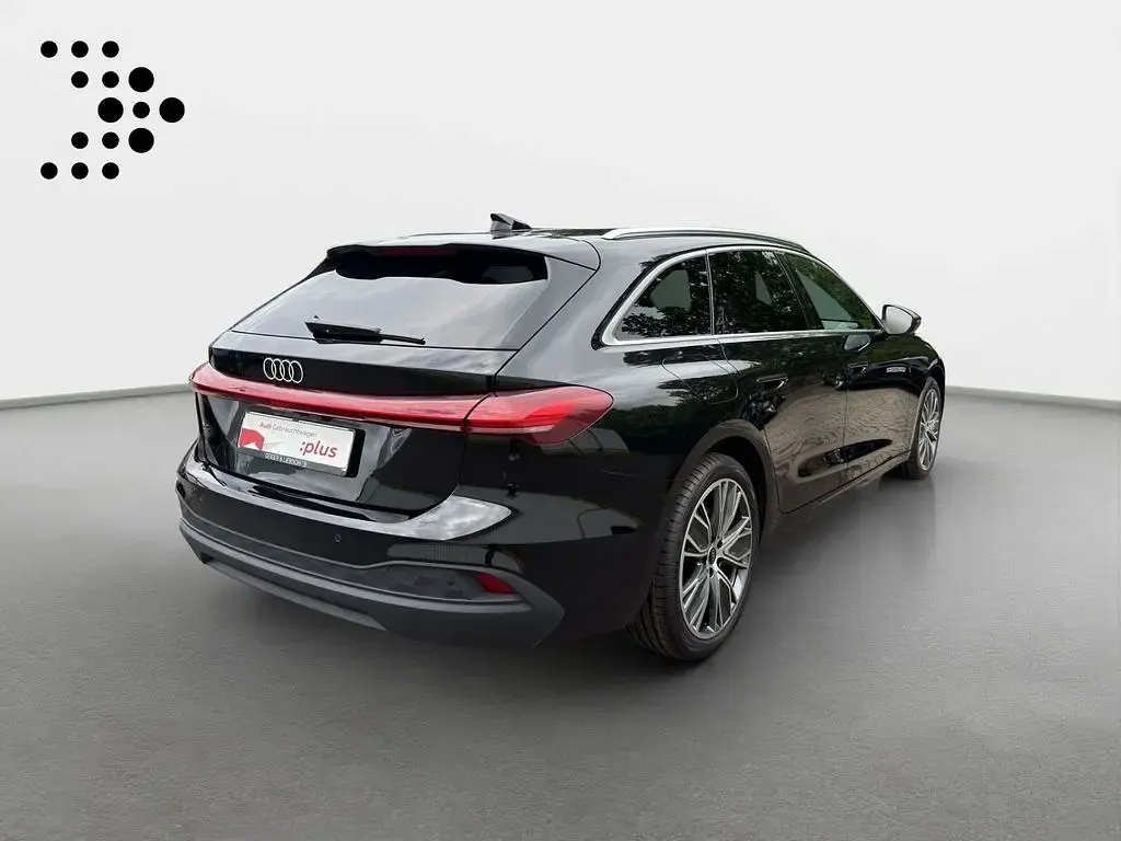 Gebraucht Audi A5 Sport 204 PS (150 kW) 2025 Mythosschwarz metallic Kombi