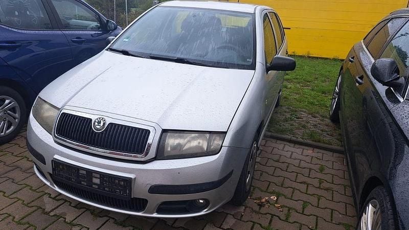 Silber Gebraucht 2007 Skoda Fabia Ambiente Kombi | 850 € (Superpreis) - Bild 1/4