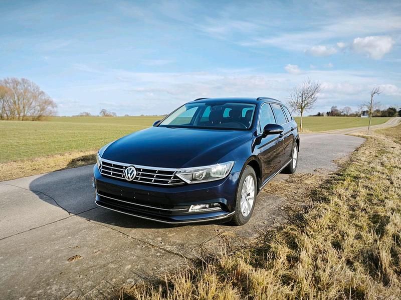 Gebraucht VW Passat 150 PS (110 kW) 2015 Blau Kombi