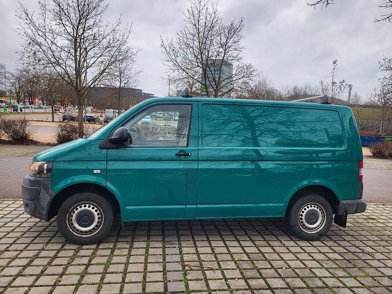 Gebraucht VW Transporter 84 PS (61 kW) 2010 Grün Van