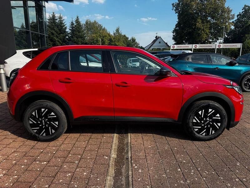 Neu Fiat 600 110 PS (80 kW) 2025 Rot SUV