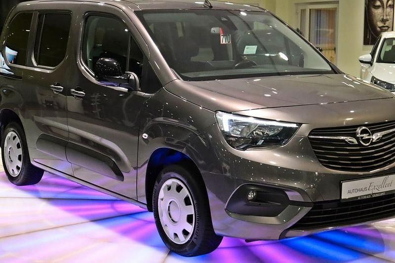 Gebraucht Opel Combo Life 131 PS (96 kW) 2022 Grau Van / Kleinbus