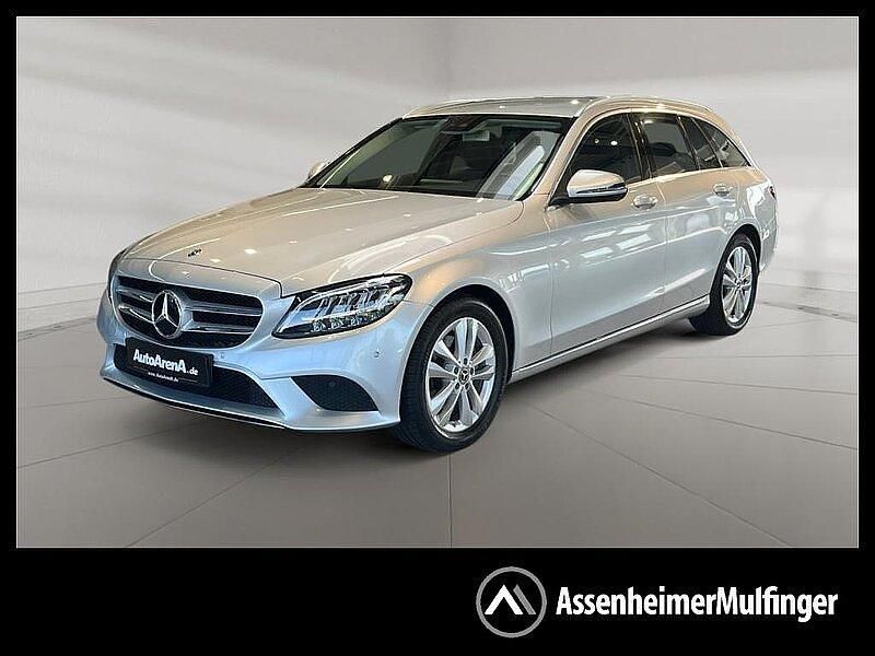 Iridiumsilber metallic Gebraucht 2018 Mercedes C200 Avantgarde Kombi | 18.119 € (Fairer Preis) - Bild 1/4