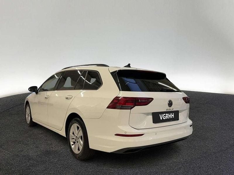 Gebraucht VW Golf VIII Life 116 PS (85 kW) 2021 Weiß Kombi