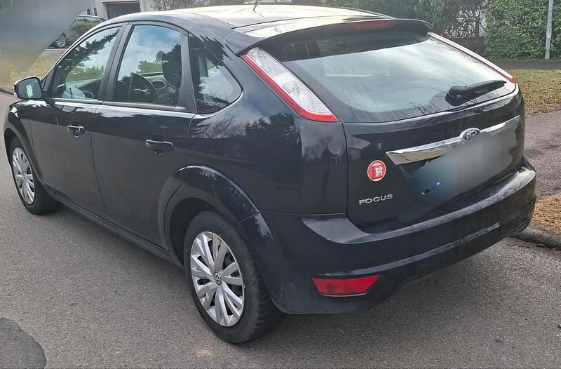 Gebraucht Ford Focus 125 PS (91 kW) 2009 Schwarz Limousine