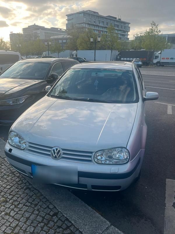 Gebraucht VW Golf IV 105 PS (77 kW) 2000 Silber Limousine