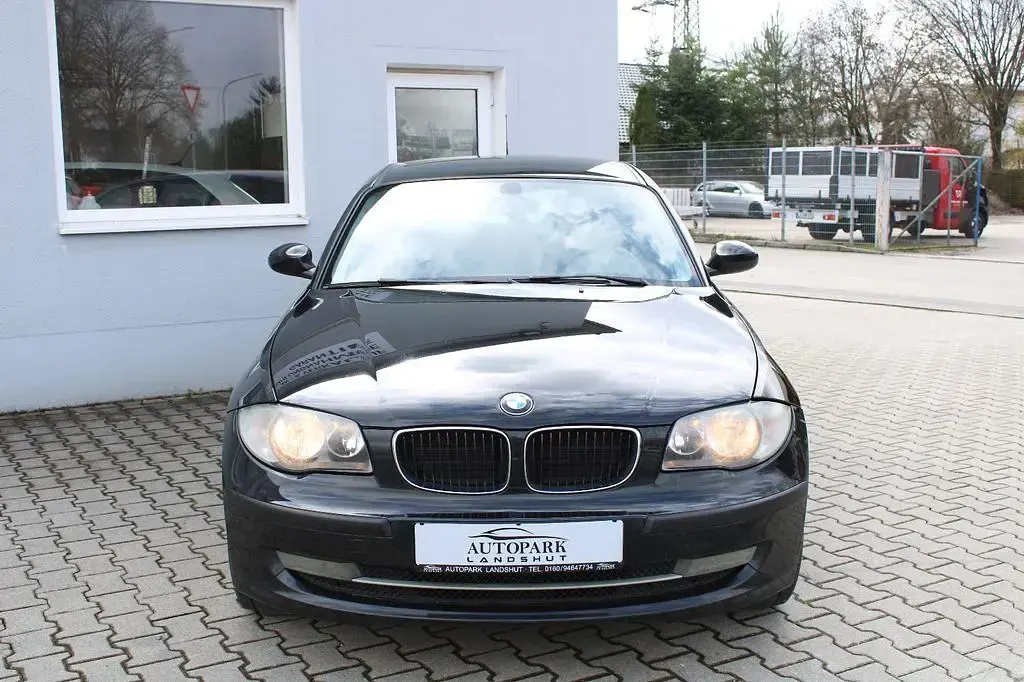 Gebraucht BMW 118 143 PS (105 kW) 2008 Schwarz Kleinwagen