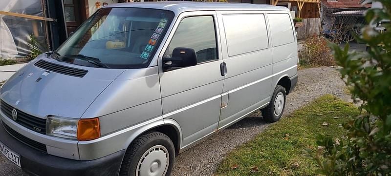 Silber Gebraucht 2001 VW T4 Van | 6.000 € - Bild 1/4