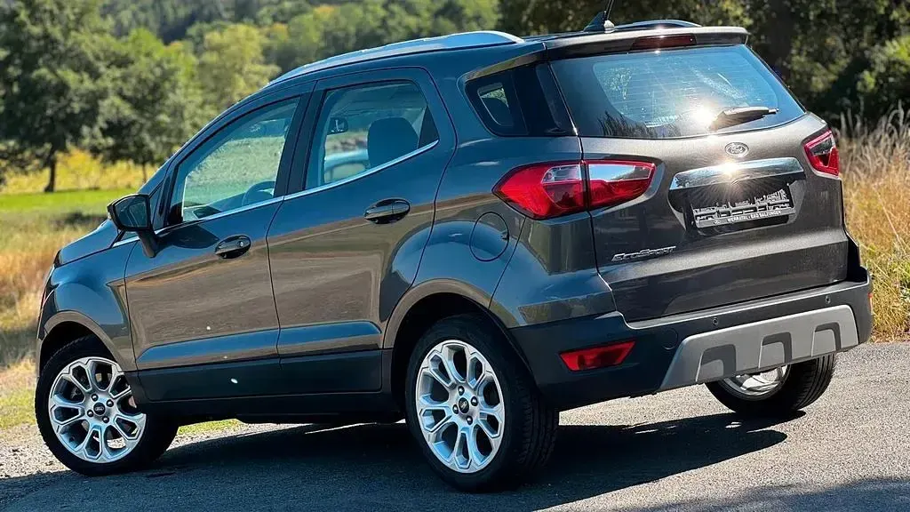Gebraucht Ford Ecosport Titanium 125 PS (91 kW) 2021 Grau SUV