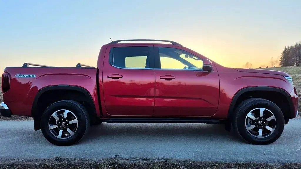 Gebraucht VW Amarok 241 PS (177 kW) 2025 Rot Pickup