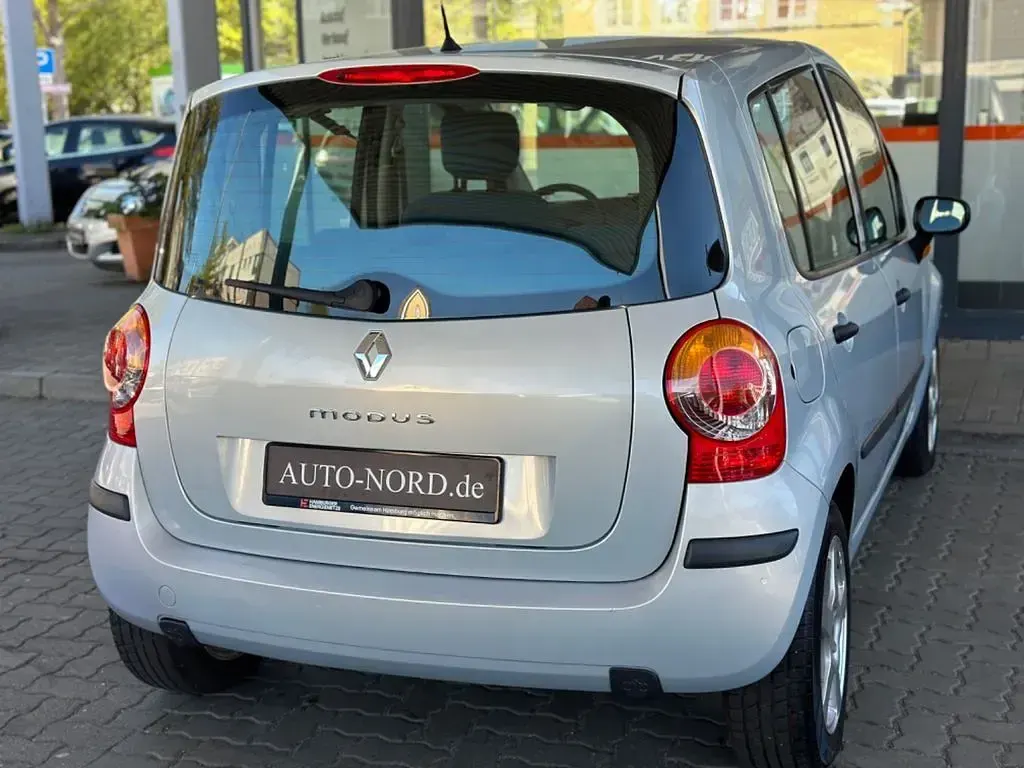 Usata Renault Modus 75 CV (55 kW) 2005 Grigio Monovolume