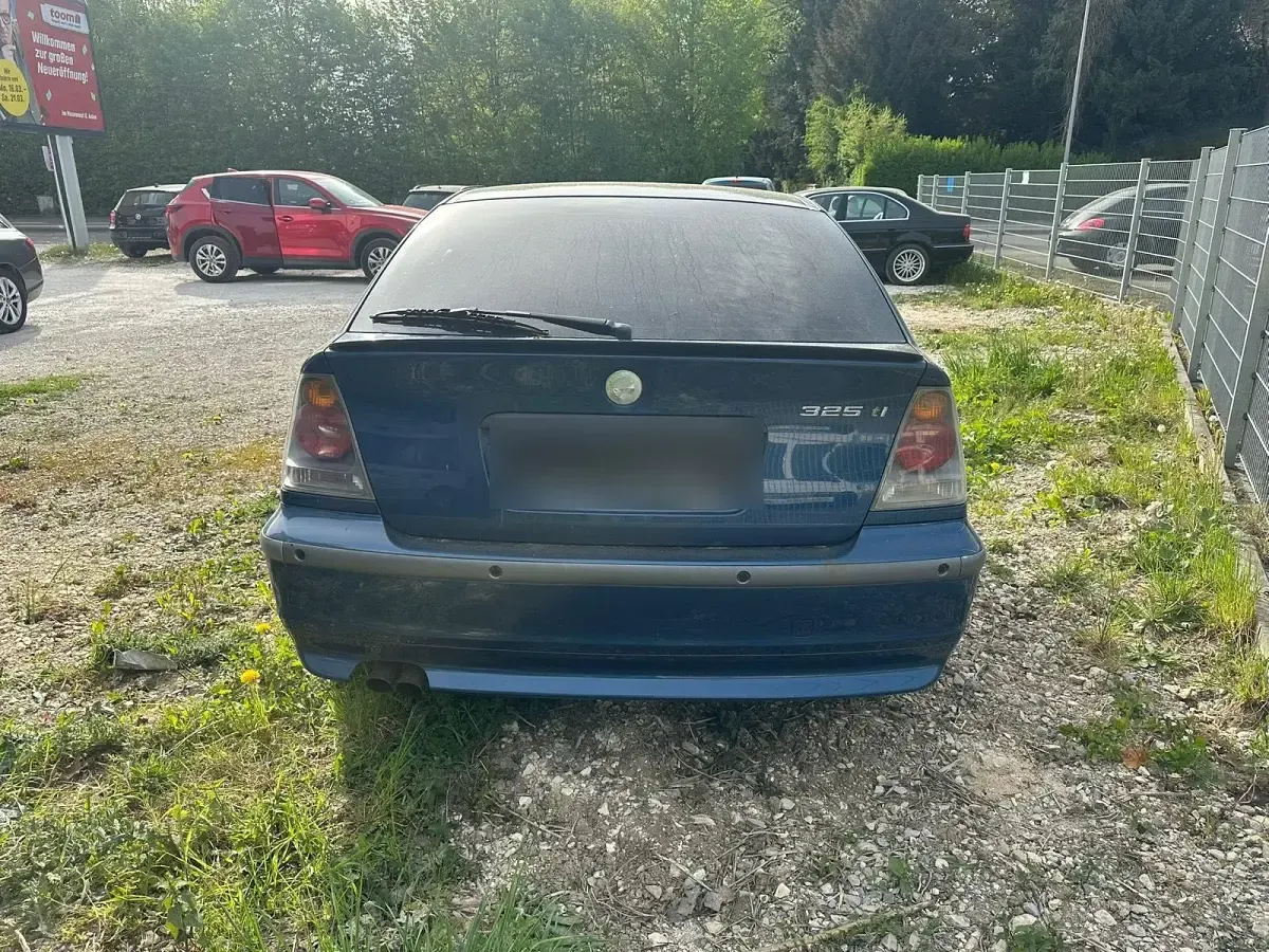 Używany BMW 325 191 KM (140 kW) 2001 Niebieski Coupe