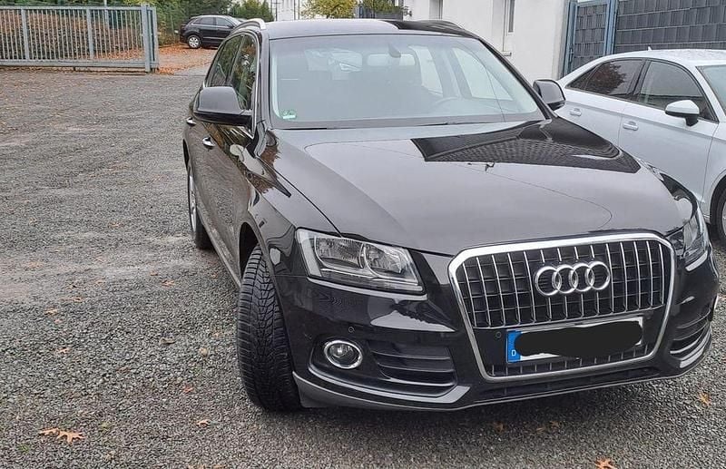 Gebraucht Audi Q5 Comfort 150 PS (110 kW) 2016 Schwarz SUV