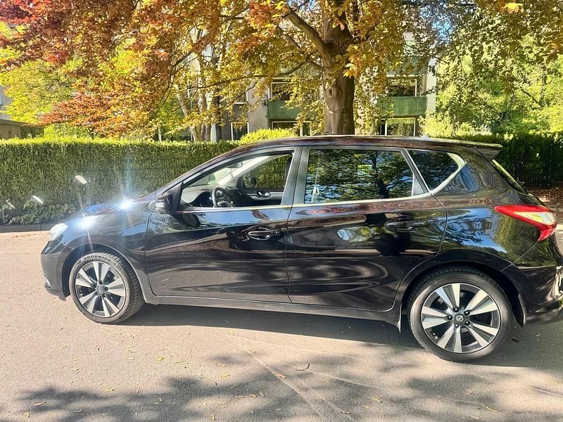 Gebraucht Nissan Pulsar Tekna 115 PS (84 kW) 2017 Schwarz Kleinwagen