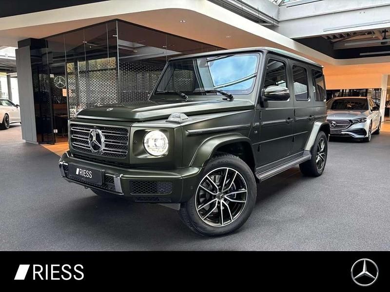 Manufaktur oliv magno Gebraucht 2024 Mercedes G500 Edition SUV | 189.900 € - Bild 1/4