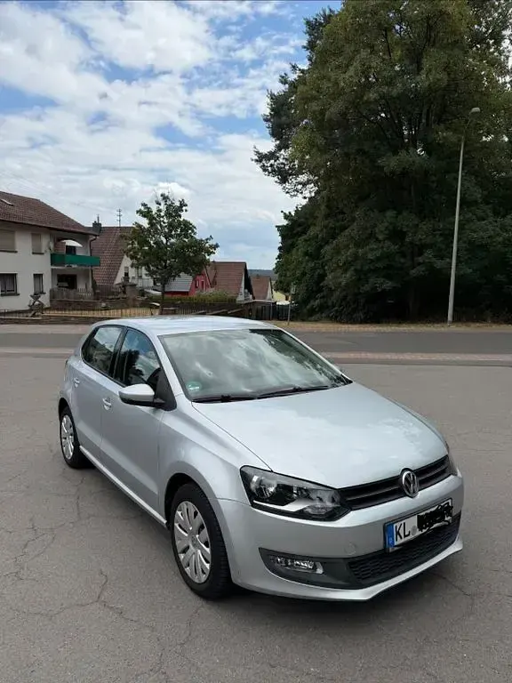 Gebraucht VW Polo 69 PS (50 kW) 2010 Silber Kleinwagen