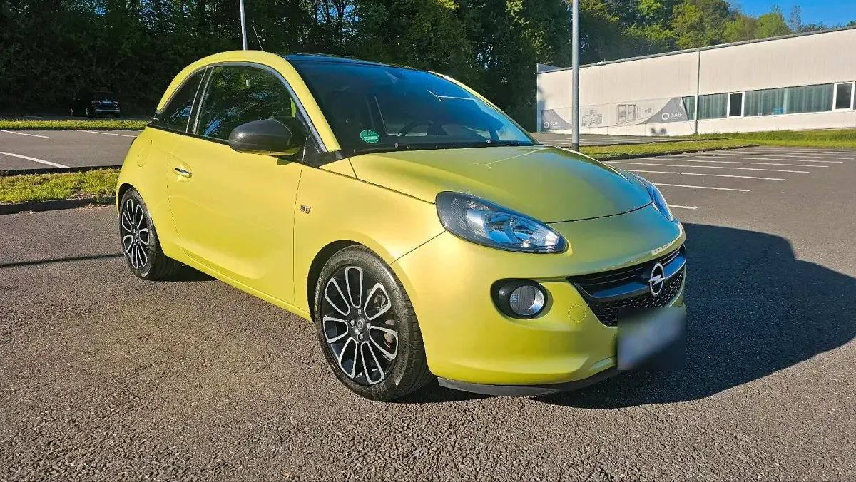 Używany Opel Adam 74 KM (54 kW) 2013 Żółty Hatchback