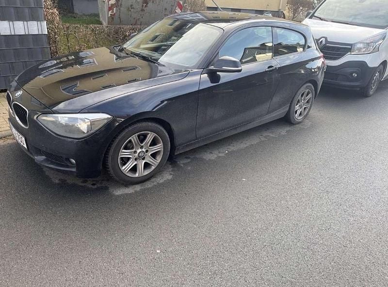 Schwarz Gebraucht 2014 BMW 114 Kleinwagen | 5.899 € (Guter Preis) - Bild 1/1