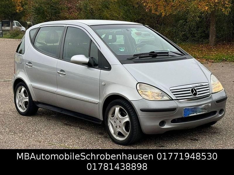 Silber Gebraucht 2002 Mercedes A190 Avantgarde Van / Kleinbus | 1.799 € (Fairer Preis) - Bild 1/4