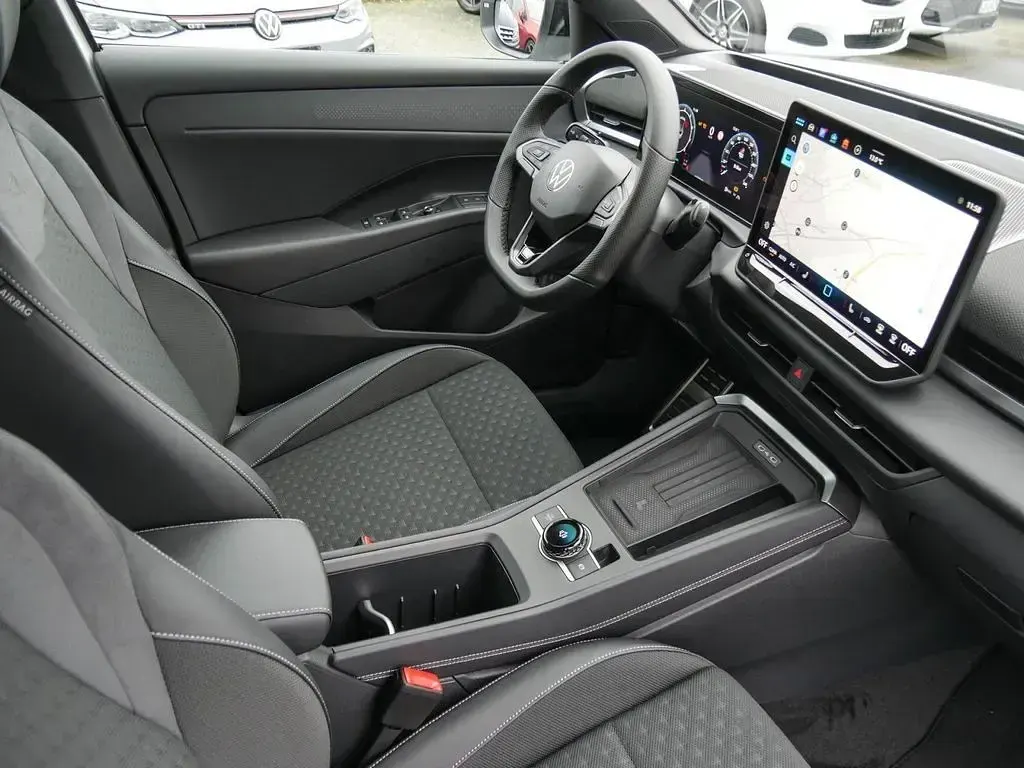 Gebraucht VW T-Roc Cabriolet R-line 150 PS (110 kW) 2025 Weiß SUV
