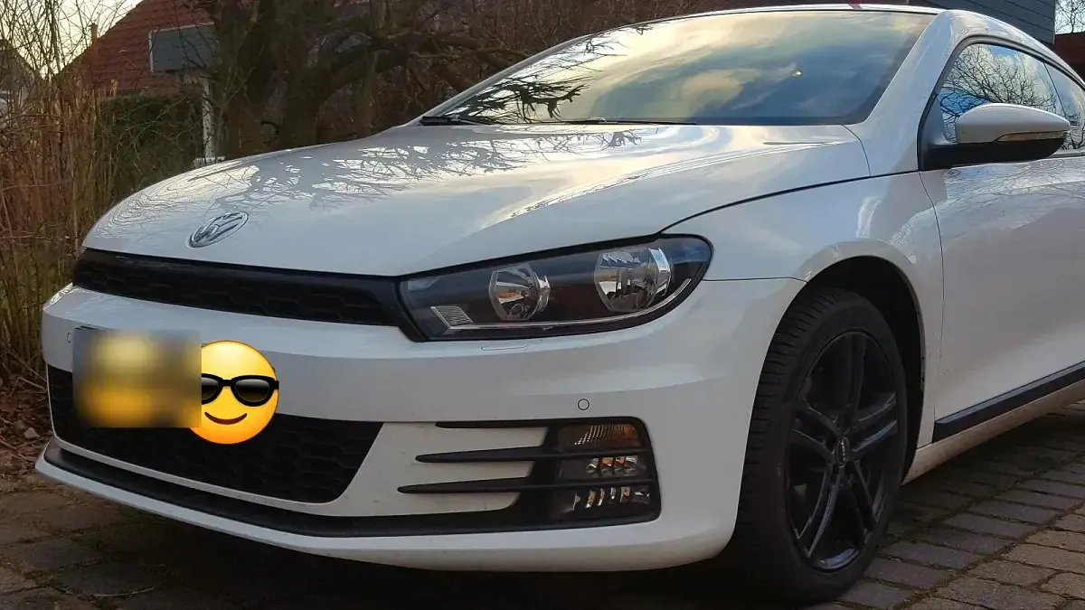 Gebraucht VW Scirocco 125 PS (91 kW) 2015 Weiß Coupé