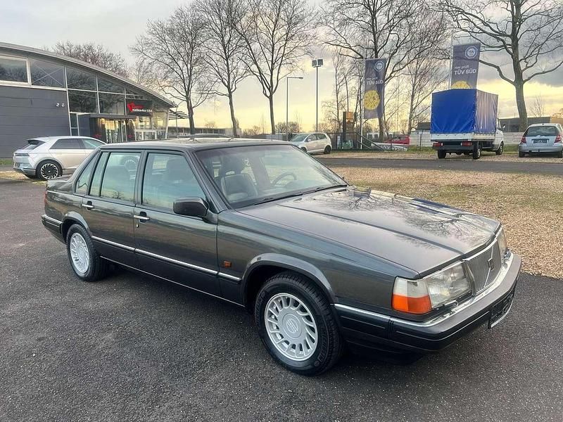 Grau Gebraucht 1993 Volvo 960 Executive Limousine | 9.999 € - Bild 1/4