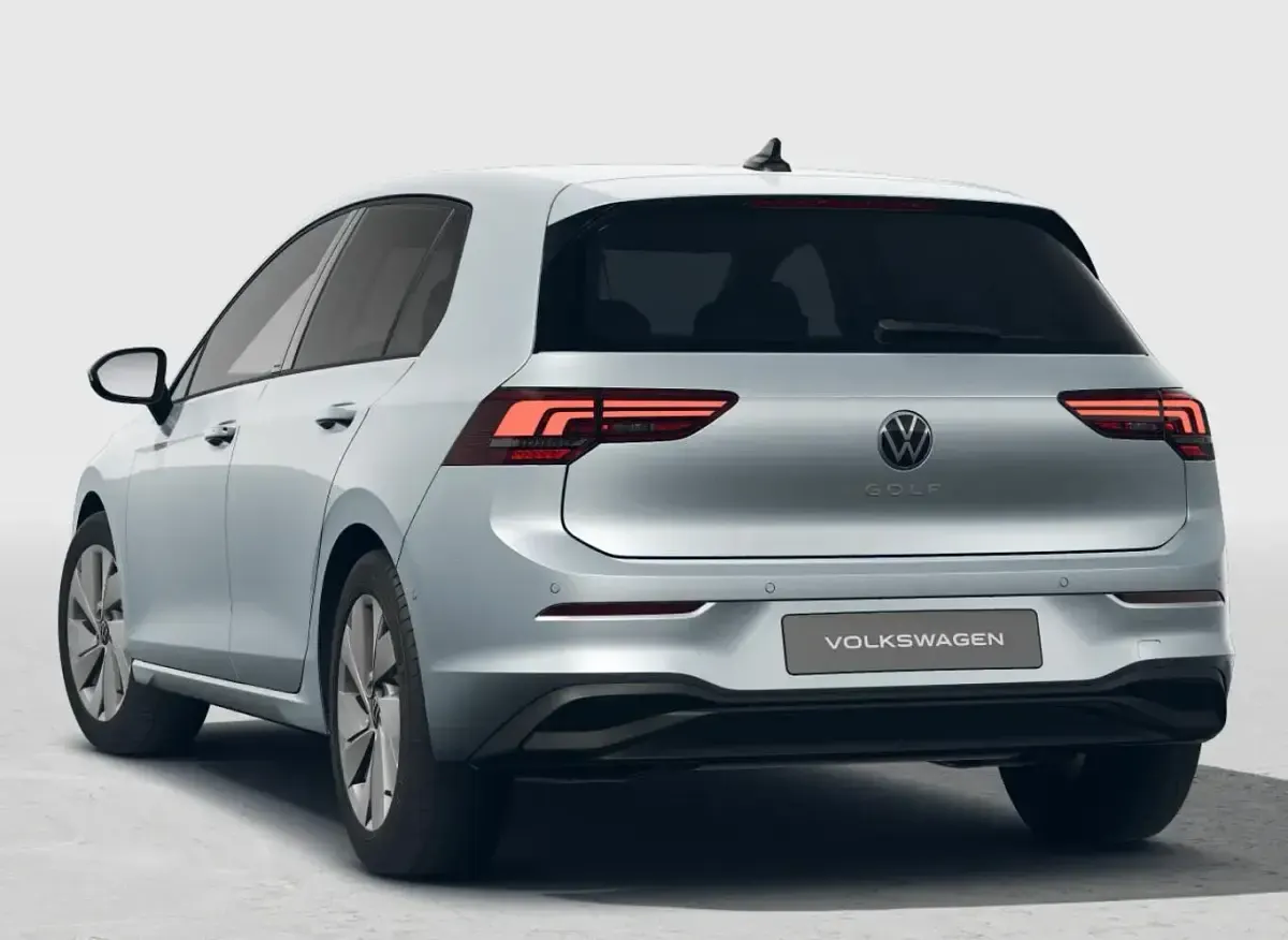 Ny VW Golf VIII 150 HK (110 kW) 2026 Sølv Sedan