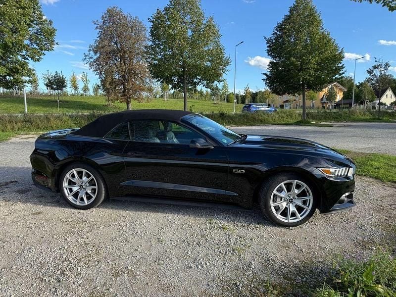 Schwarz Gebraucht 2015 Ford Mustang GT Cabrio | 31.900 € (Superpreis) - Bild 1/4