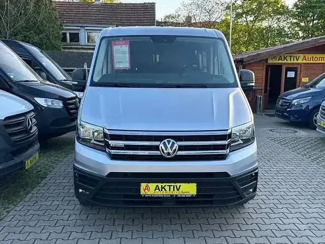 Gebraucht VW Crafter Trendline 140 PS (102 kW) 2022 Silber Van
