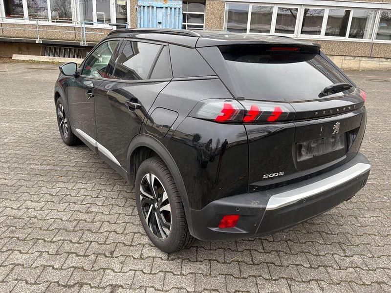Schwarz Gebraucht 2022 Peugeot 2008 Allure SUV | 11.841 € (Superpreis) - Bild 1/4
