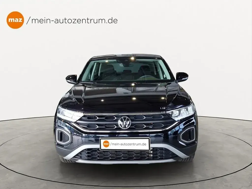 Gebraucht VW T-Roc Basis 116 PS (85 kW) 2024 Deep black SUV