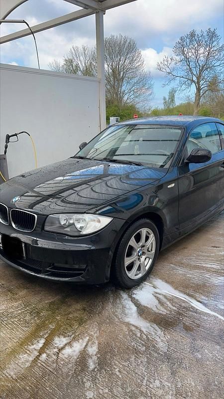 Gebraucht BMW 118 Coupé 143 PS (105 kW) 2010 Schwarz Coupé