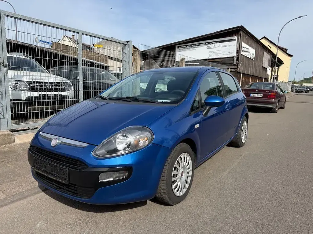 Gebraucht Fiat Grande Punto Basis 69 PS (50 kW) 2011 Blau Kleinwagen