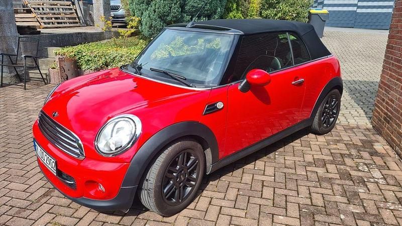 Rot Gebraucht 2011 Mini Cooper Kleinwagen | 7.950 € (Guter Preis) - Bild 1/4