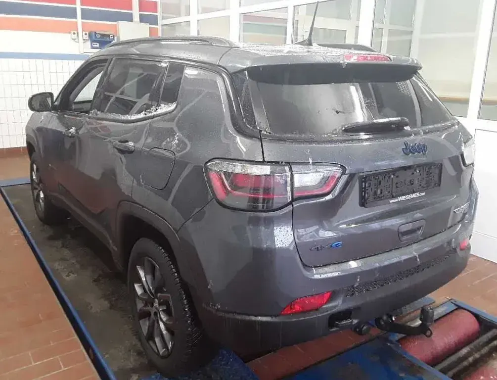 Brugt Jeep Compass Trailhawk 179 HK (131 kW) 2023 Grå SUV