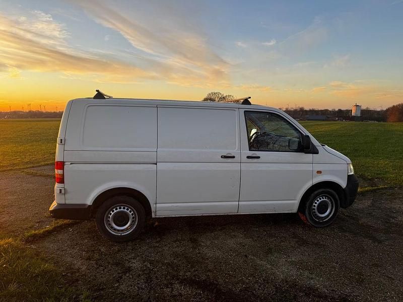 Gebraucht VW Transporter 84 PS (61 kW) 2006 Weiß Van