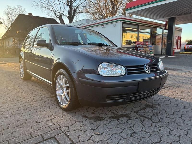 Gebraucht VW Golf IV Edition 75 PS (55 kW) 2000 Grau Limousine