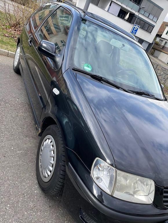 Gebraucht VW Polo Trendline 60 PS (44 kW) 2001 Schwarz Kleinwagen