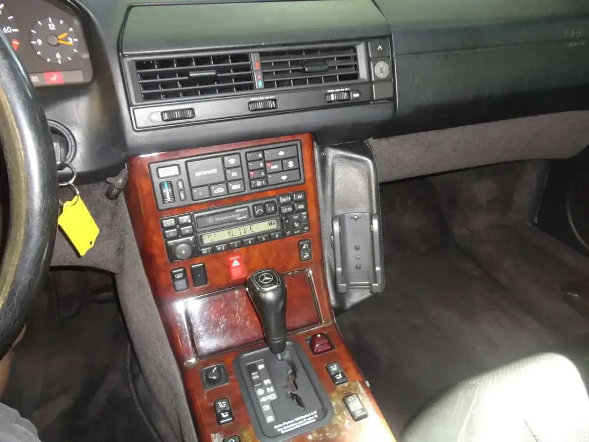 Second-hand Mercedes SL320 231 CP (169 kW) 1994 Argintiu Cabrio