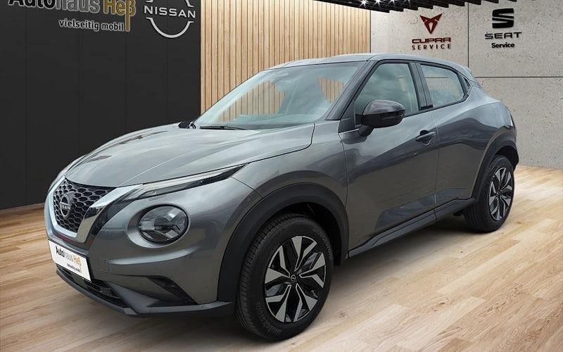 Gebraucht Nissan Juke Acenta 117 PS (86 kW) 2024 Grau SUV